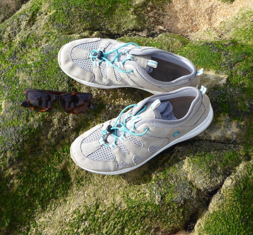 Schuhe in Landschaft